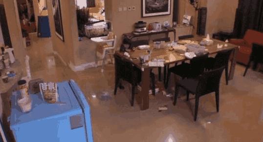 演员梅婷家优雅家装展现,老公曾剑做饭,梅婷晒娃,儿童房最乱