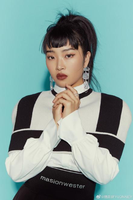 青春有你2中国女孩陈珏人气高奇葩粉丝名引关注