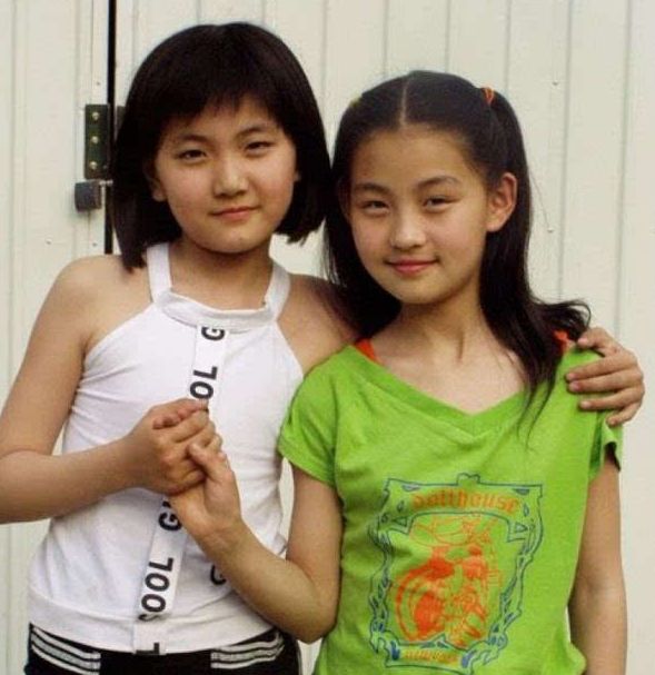 看过第二部的人应该有印象,郭慧子饰演的是安然,艾雪身边的好朋友.