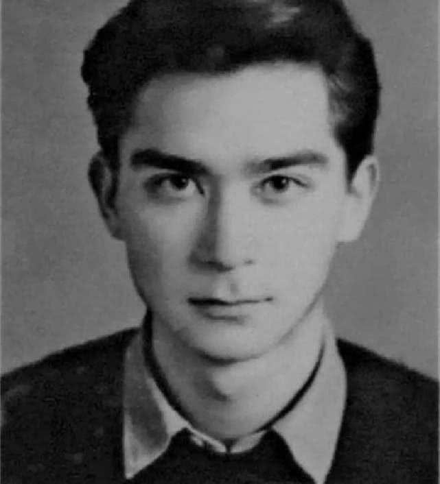 颜值不输吴彦祖的3位历史伟人,第3位更是帅的令女生都犯花痴