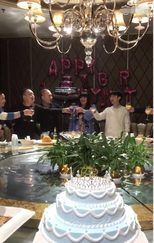 剑仙妈妈过生日,嗨氏妈妈过生日,张大仙妈妈过生日