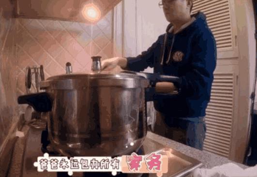 演员梅婷家优雅家装展现,老公曾剑做饭,梅婷晒娃,儿童房最乱