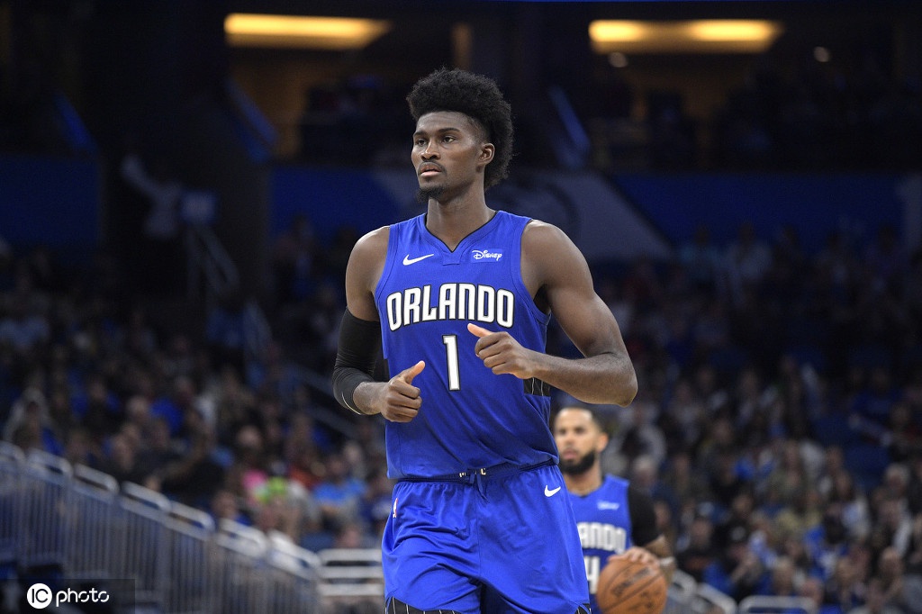 早报:艾萨克与公益组织合作 琼斯宣布参选