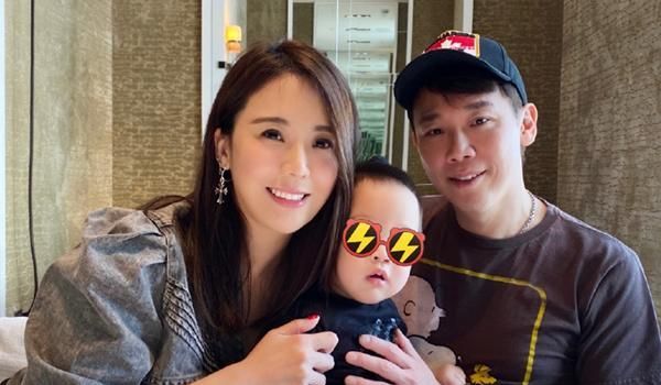 陶喆豪宅首曝光，二婚娶小17岁娇妻变妻管严！夫妻俩都是购物狂