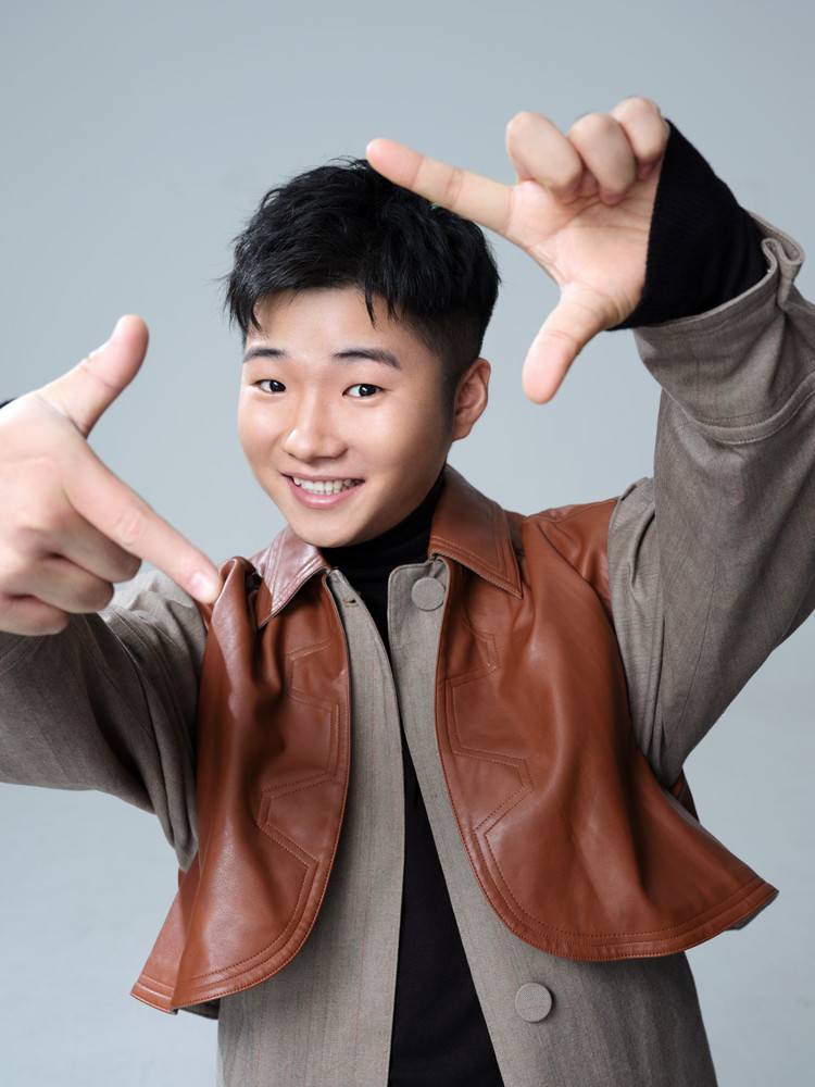 白小白《只是我还爱你》发布 唱出对爱情的感悟|只是我还爱你|白小白