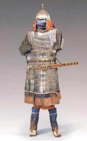 三国时最能保命的装备,袁绍有300多套,曹操得到10套后建魏|荷兰|盔甲