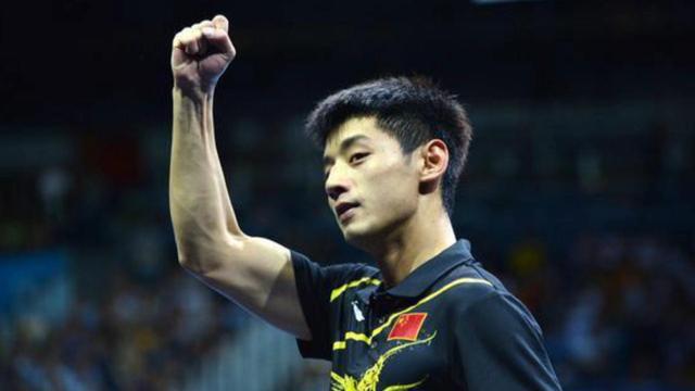 张继科现身网红直播直播打球带货表情尴尬为五斗米折腰