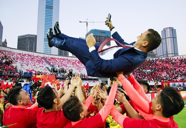 中超或因一人改变赛制!恒大卫冕不利,多支球队将举双手赞成?