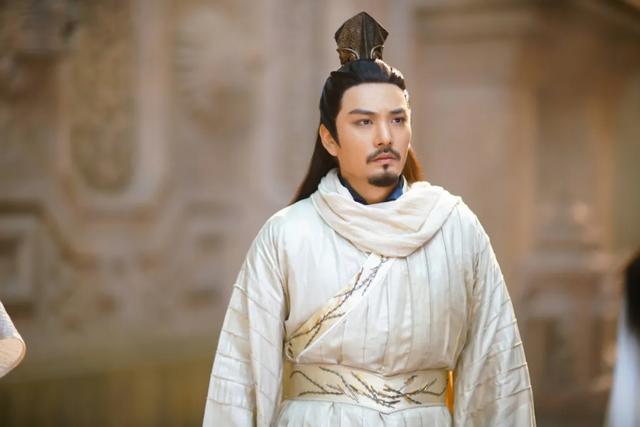 《大主宰》张译文:英雄的父亲牧锋,是怎么练成的?