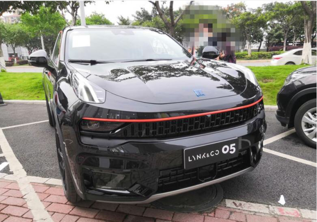 沃尔沃20t配爱信8at最快67秒破百实拍领克05时间限量版