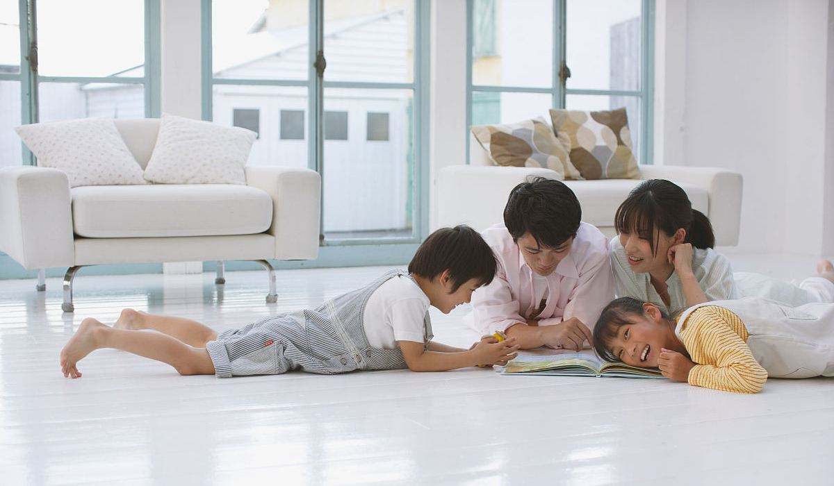 良好家庭氛围是前提,父母有效做榜样