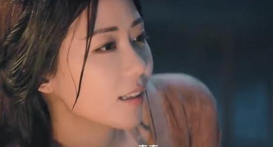 安唯绫因奇门遁甲老板娘走红!又媚又狠惹人爱