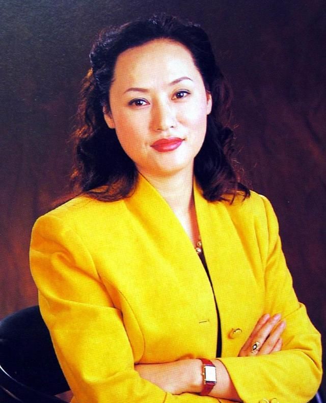 她是北京最有钱的女人,颐和园出生