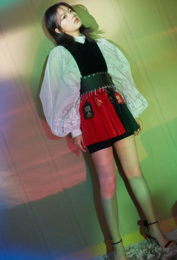 当她穿高跟鞋伸腿一刻,这谁顶得住