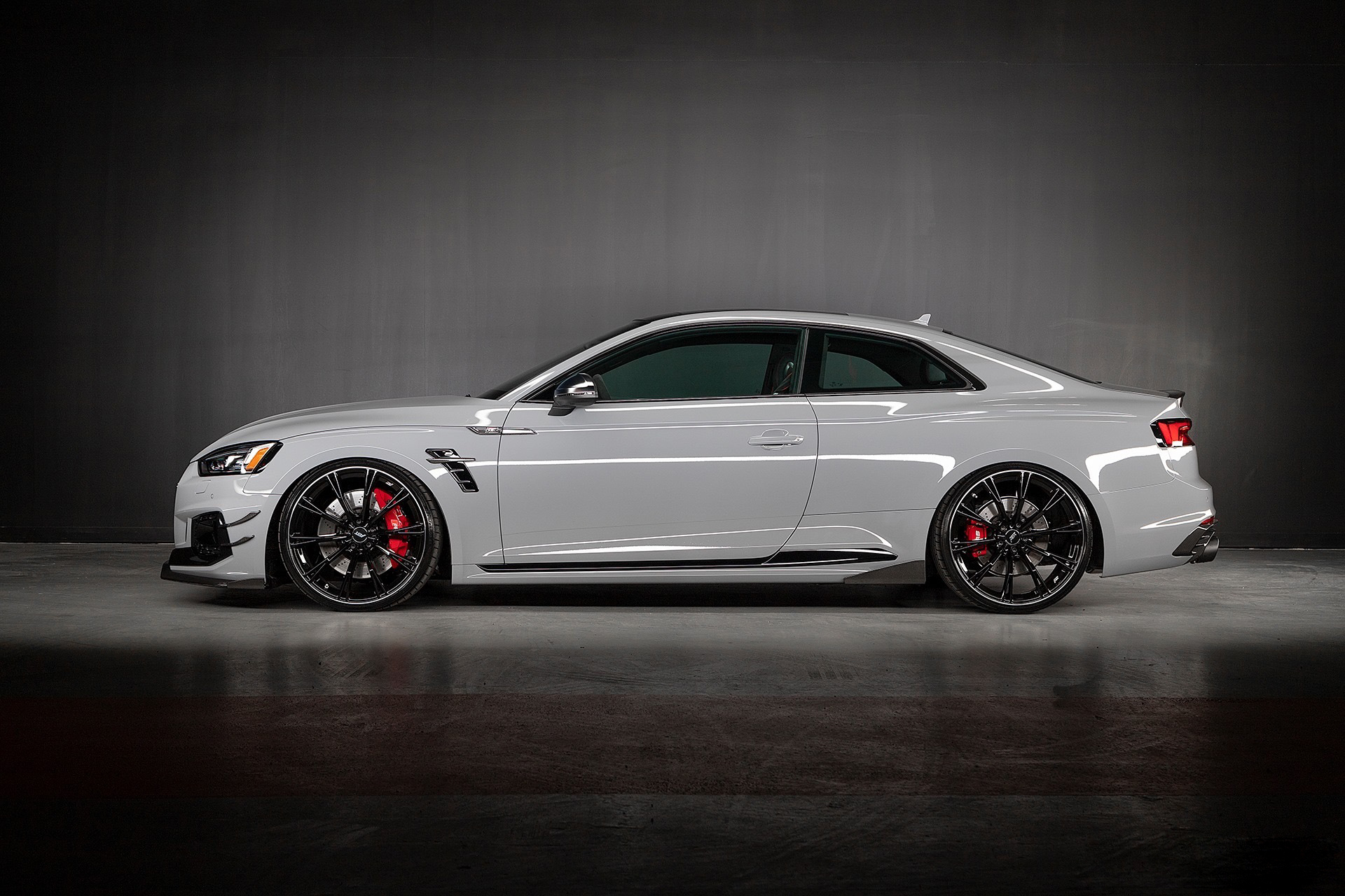 abt改装奥迪rs5 r coupe, 全球限量50台