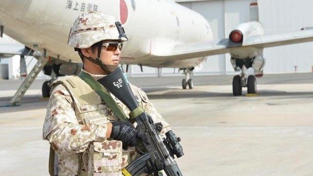 日本陆上自卫队,这套迷彩服别具一格,伪装效果怎么样?
