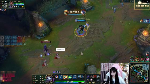 因为张嘉文的前女友是空姐,名叫王心媛,所以后面的游戏中豚豚都叫他媛