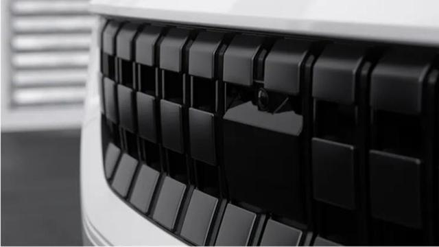 3分钟看车圈：新款奔驰E级长轴距涨价7千元 哪儿变了