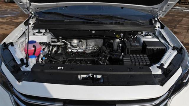 3分钟看车圈：新款奔驰E级长轴距涨价7千元 哪儿变了