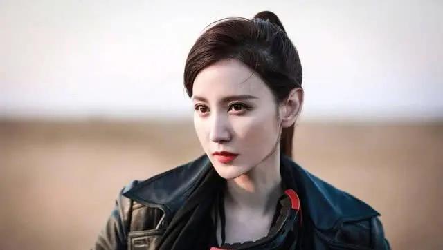 张乘乘到底有没有整容看她14年前在济公中的模样就明白