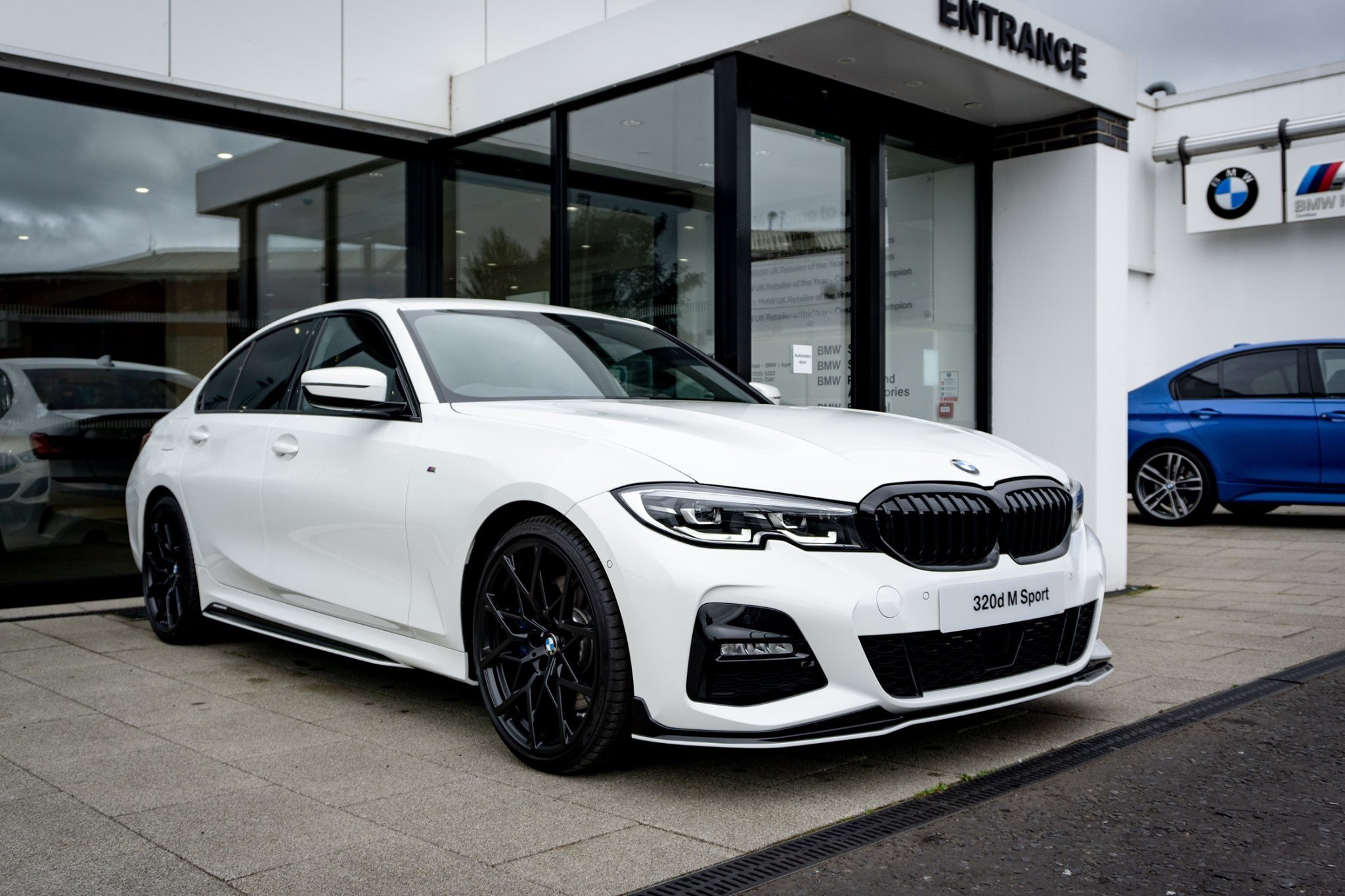 全新宝马3系 g20 m-performance性能套件 运动感十足