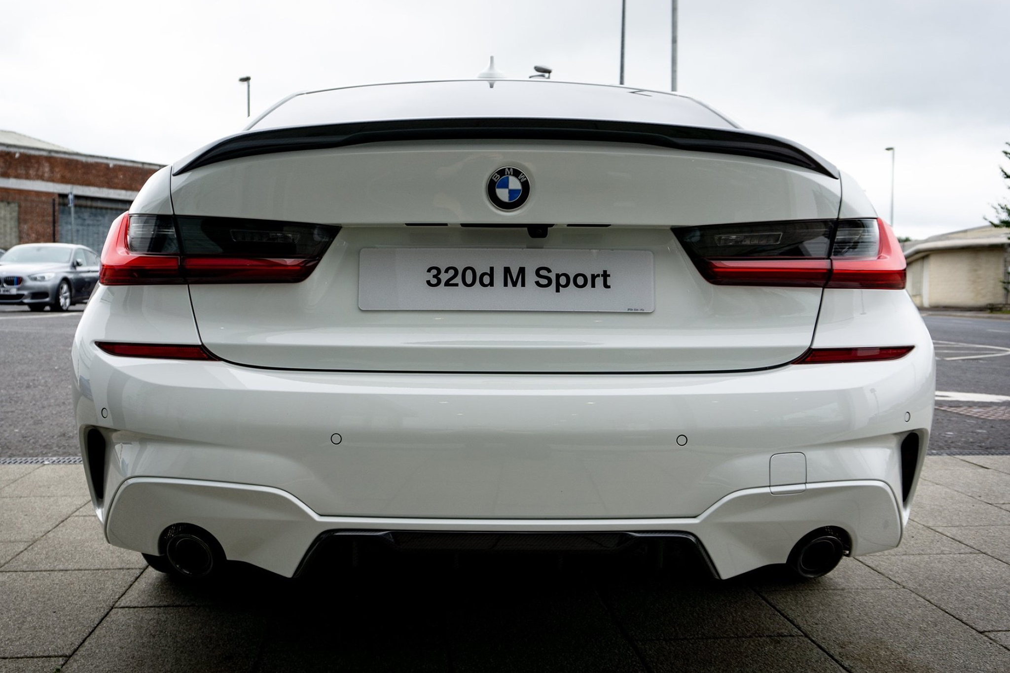 全新宝马3系 g20 m-performance性能套件 运动感十足