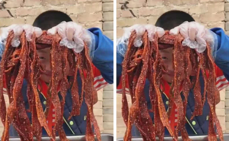 小学生吃辣条直播,动作也都是多种多样,网友:豪放