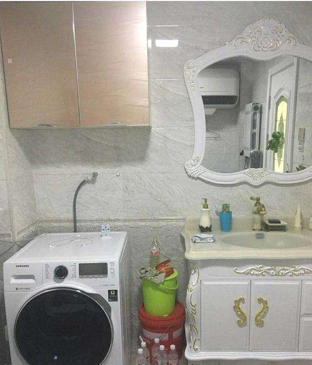 表妹嫁到农村,参加她的婚礼,看到婚房我足足愣了5分钟