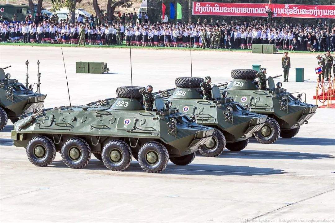 乌克兰宣布一系列该国制造的武器,包括大量的bmp-1战车,斯巴达装甲车