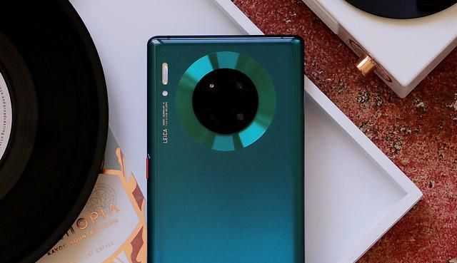 小米常程吐槽mate30pro音质差