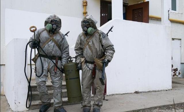 防备疫情俄军特殊部队展开特殊演习专业应对生化袭击