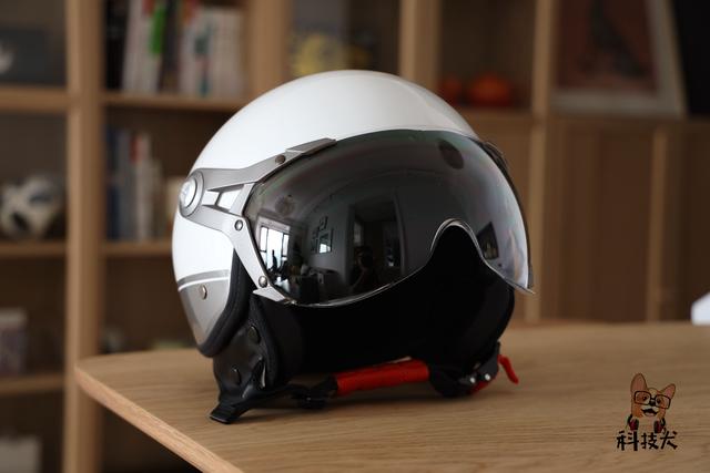 九号电动车头盔体验:3c安全认证 四季通用