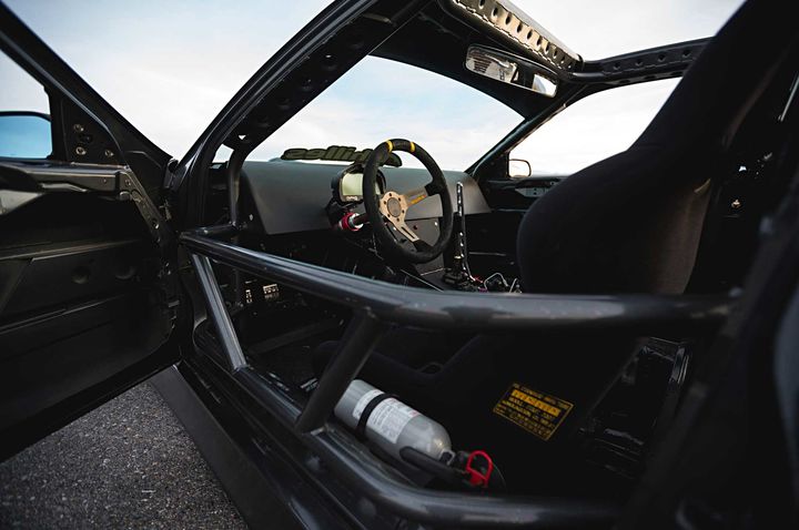 改装1988版第二代马自达rx-7(fc3s)