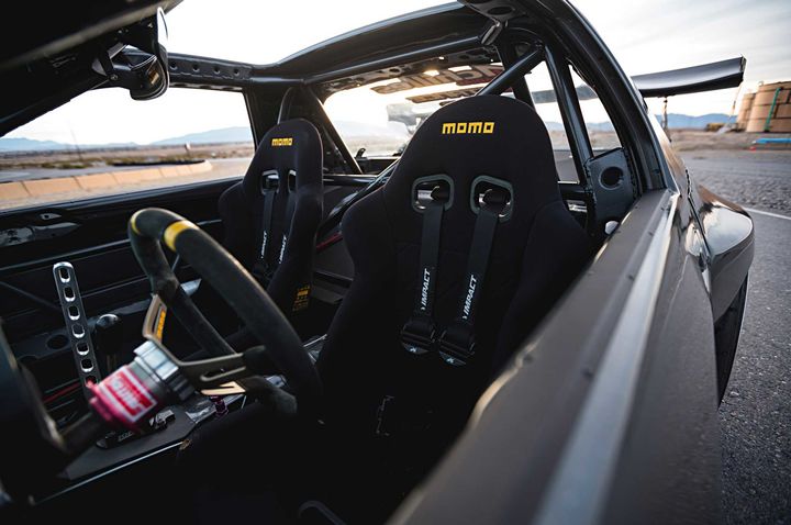 改装1988版第二代马自达rx-7(fc3s)