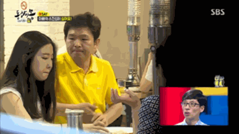 因N号房，网友扒出韩综男嘉宾骚扰女儿画面，亲吻摸臀令人窒息