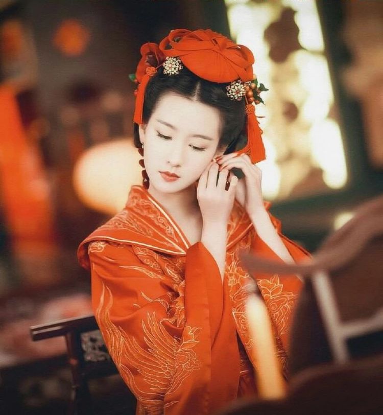 让人惊艳的7大古装角色,张芷溪美而低调,迪丽热巴精致又绝美|陈昊宇