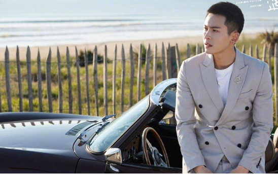 赵薇为他贡献酒庄,还和虞书欣关系匪浅|张哲瀚|虞书欣|赵薇_新浪新闻