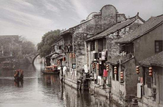 隐藏在上海的“江南古镇”,环境古朴静谧,是散心旅行的绝佳去处|江南古镇|镇子|去处_新浪新闻