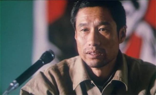 刘佩琦:年轻时叛逆,结婚后体贴,爱妻护子成演艺圈好男人