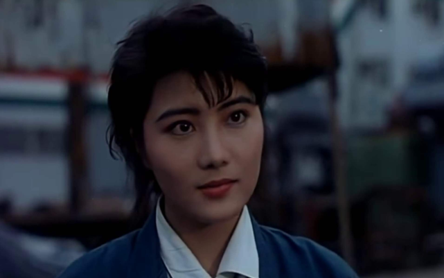 51岁杨丽菁近照曝光,曾被质疑整容,如今闺蜜刘真去世伤心欲绝