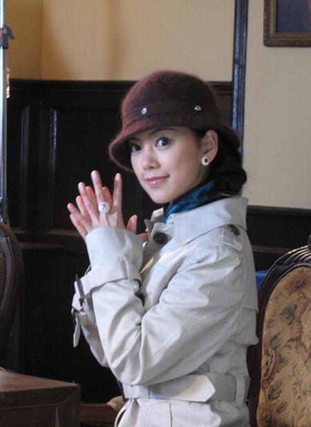 秦羽墨的身材有多好看她穿旗袍的样子太上头了