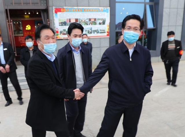 陕西省合阳县县长邓宽社到秦晋集团检查指导安全生产工作