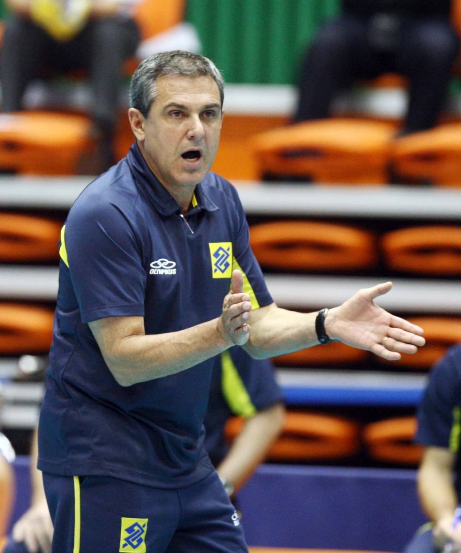 奥运延期各方表态大不同,女排美女深感难过,知名主帅发声力挺