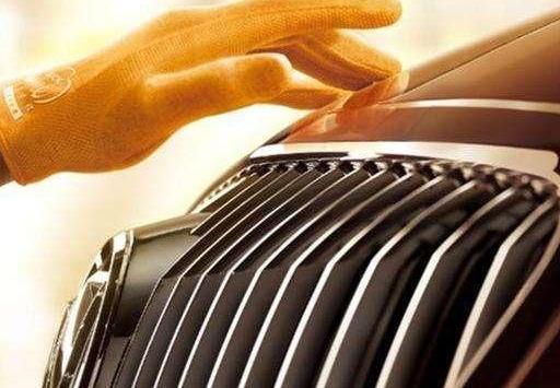 汽车暴晒和雨淋容易伤车？听了专业人分析后，终于明白！