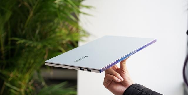 上手三星galaxybookion简约优雅彰显时尚与灵动