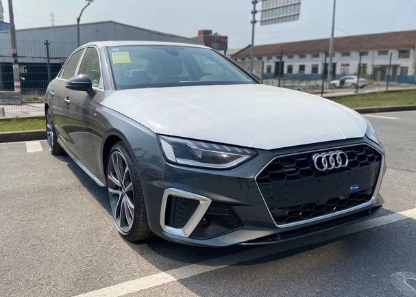 全新2020款奥迪a4l四月上市轴距2908mm配运动座椅流水转向灯