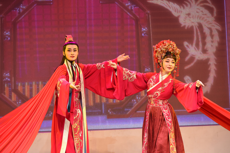 嵊州举办中国民间越剧节 把演唱会从线下搬到网络云端|嵊州|越剧|越剧