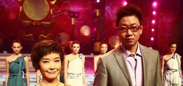 48岁著名主持人林海,靠第一任妻子出道,如今走红抛弃妻子爱新欢
