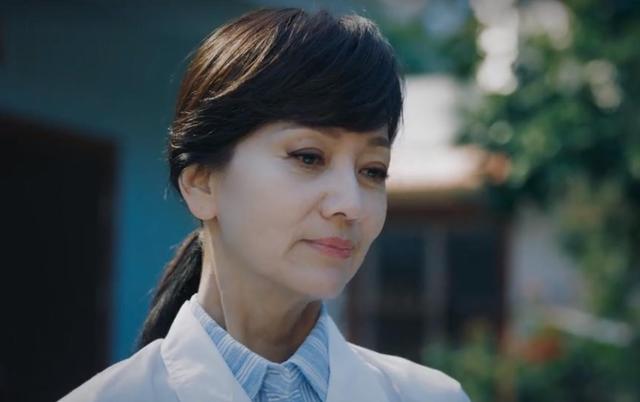 赵雅芝新剧里暴露真实状态,戏外无p图更显老