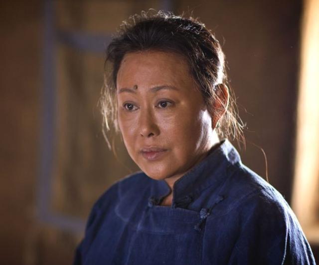 演员,刚成年就嫁给导演,第三次婚姻嫁到国外|斯琴高娃|婚姻|孙天相